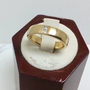 18K Yellow Real Solid Gold Diamond Lady Ring Band Size 8   9.60gr  .10ct Diamond